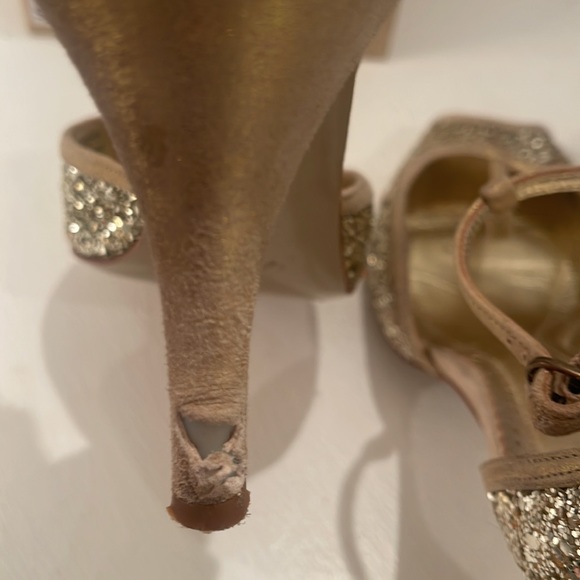 Gold Sparkle T-Srap Heels - Picture 6 of 9